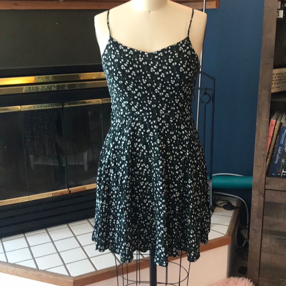 Old Navy Black Floral Print Cami Sundress Large